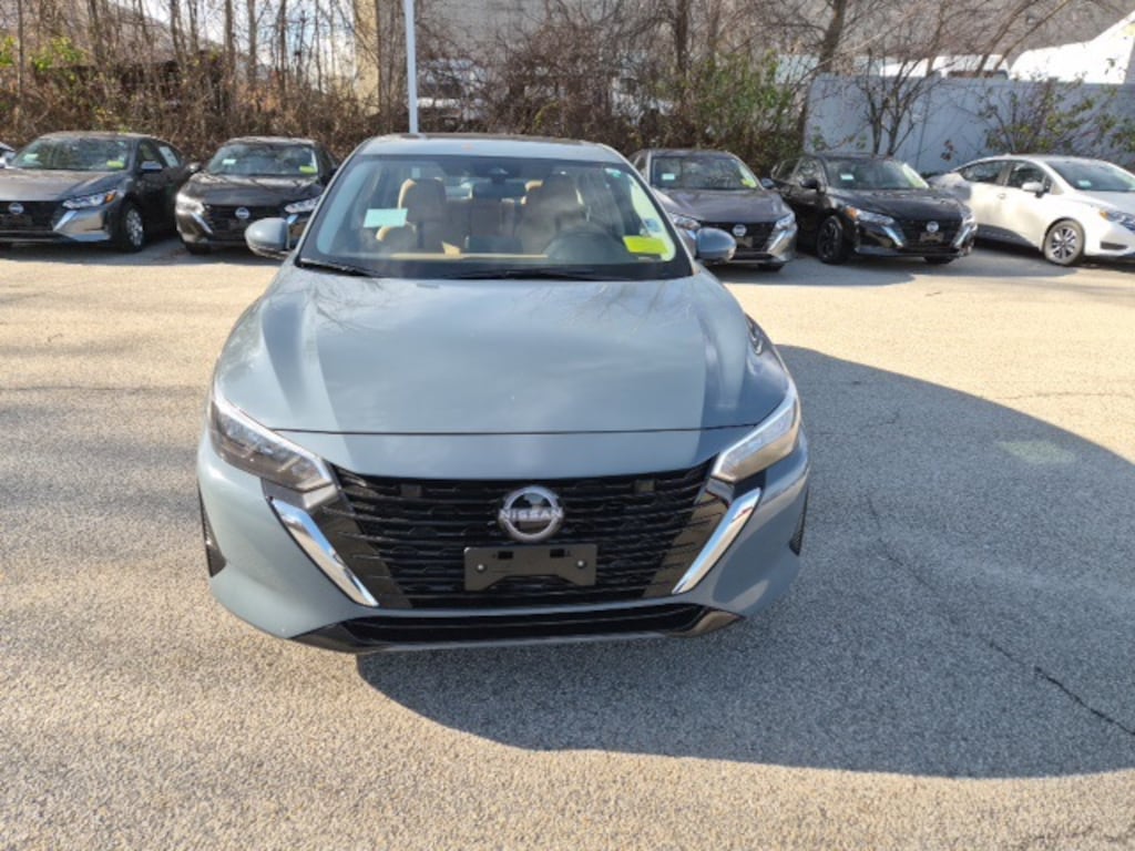 New 2025 Nissan Sentra SV Sedan