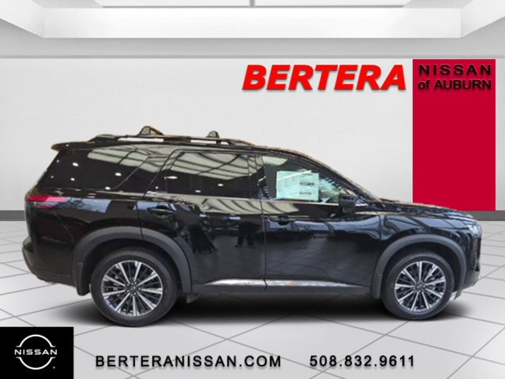New 2026 Nissan Pathfinder Platinum SUV