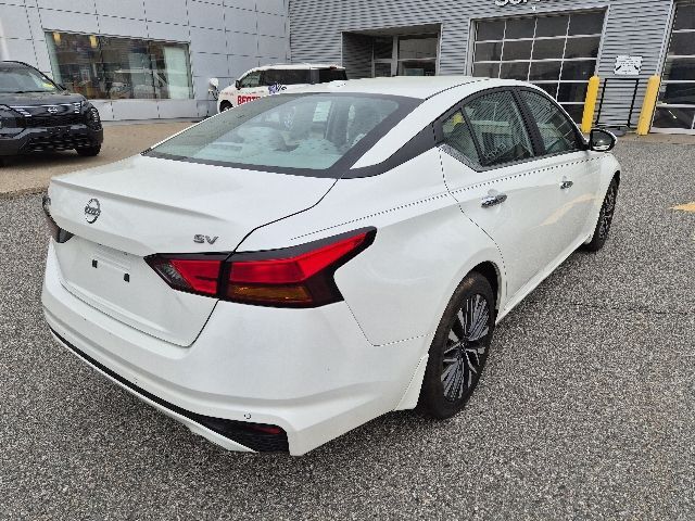 2024 Nissan Altima SV - Photo 8