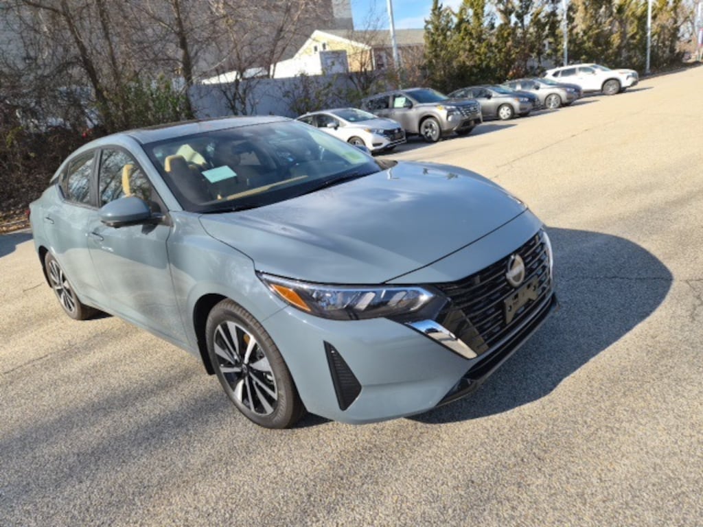 New 2025 Nissan Sentra SV Sedan