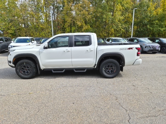 2026 Nissan Frontier PRO-4X's photo