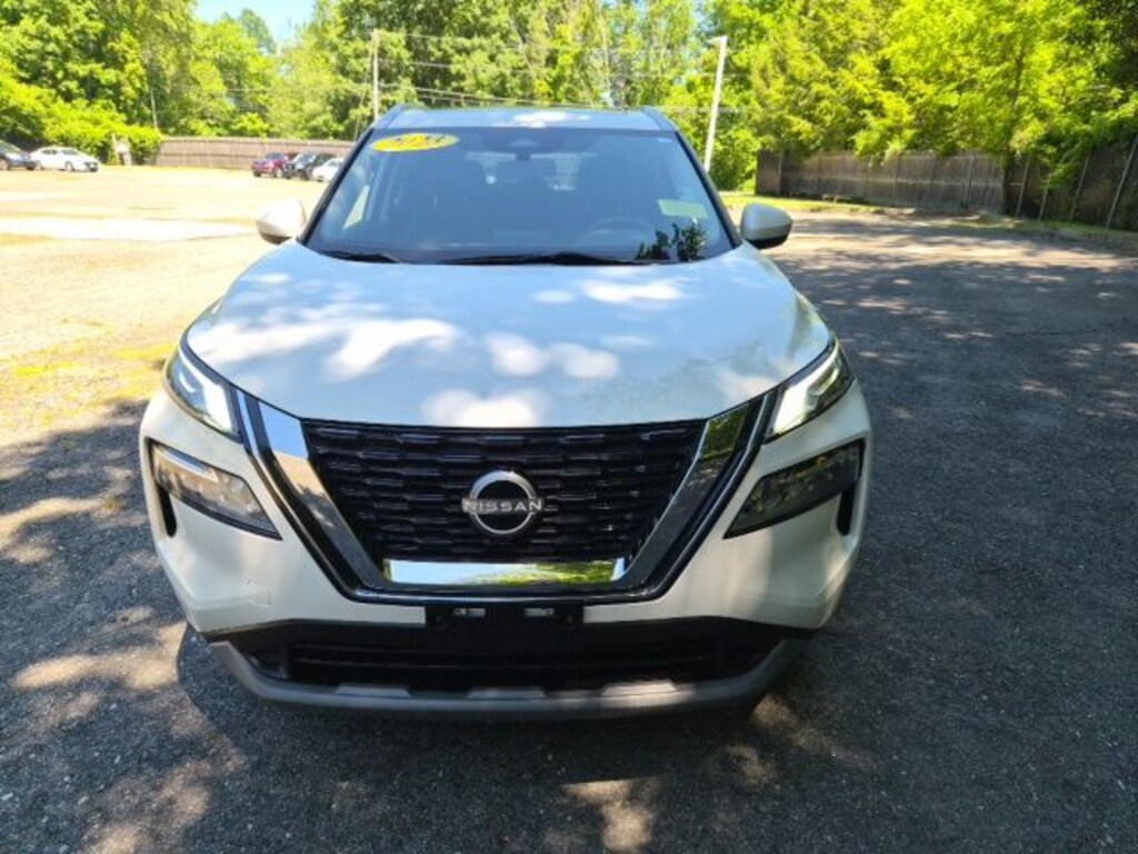 Used 2023 Nissan Rogue SV SUV