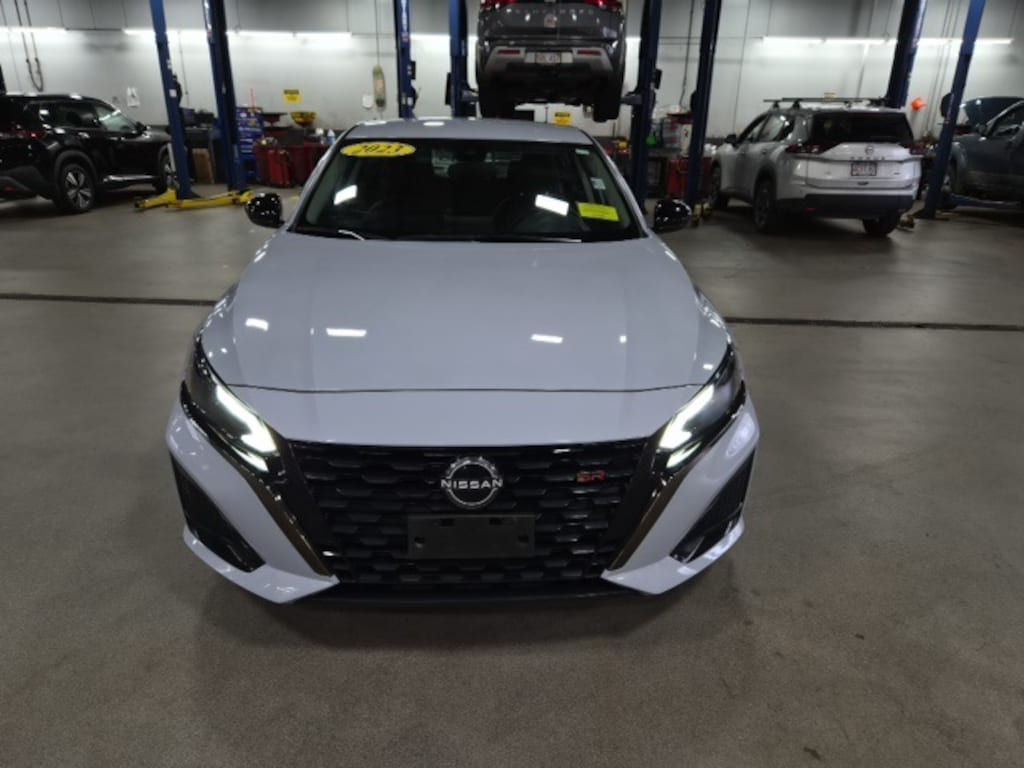 Used 2023 Nissan Altima 2.5 SR Sedan