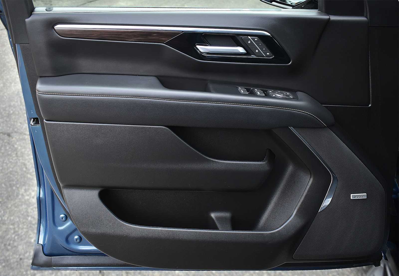 2025 Chevrolet Tahoe Premier - Photo 24
