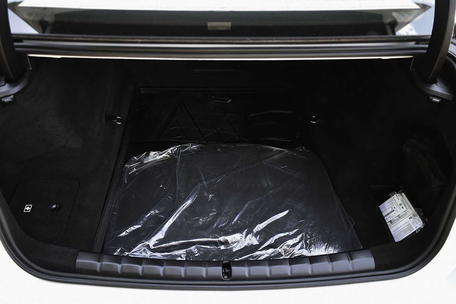 2024 BMW 7 Series 760i - Photo 9