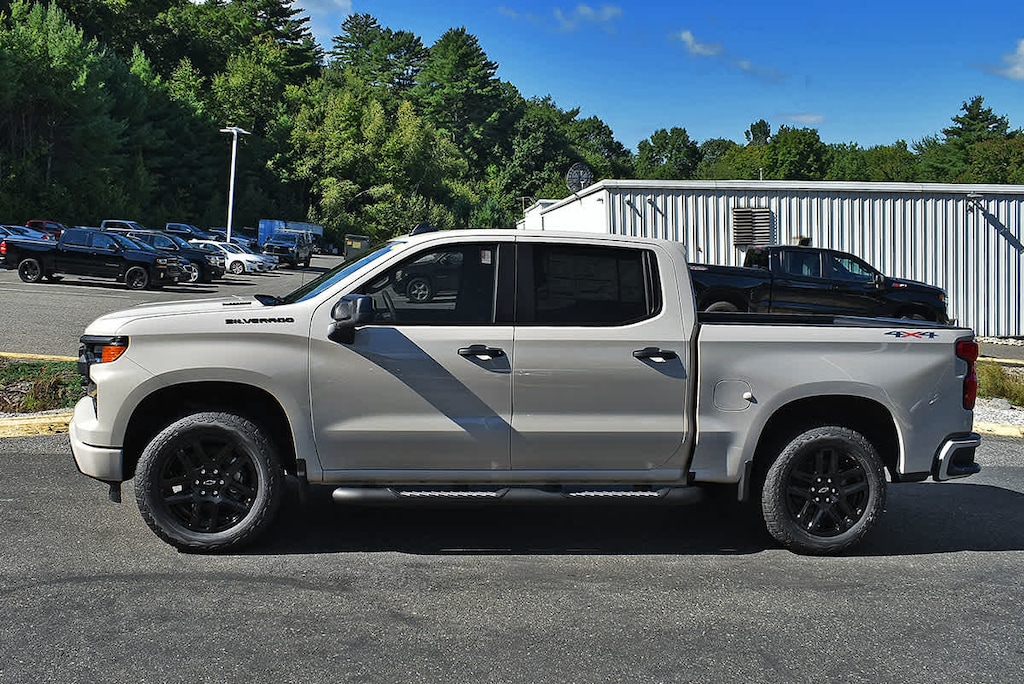 New 2026 Chevrolet Silverado 1500 Custom Truck