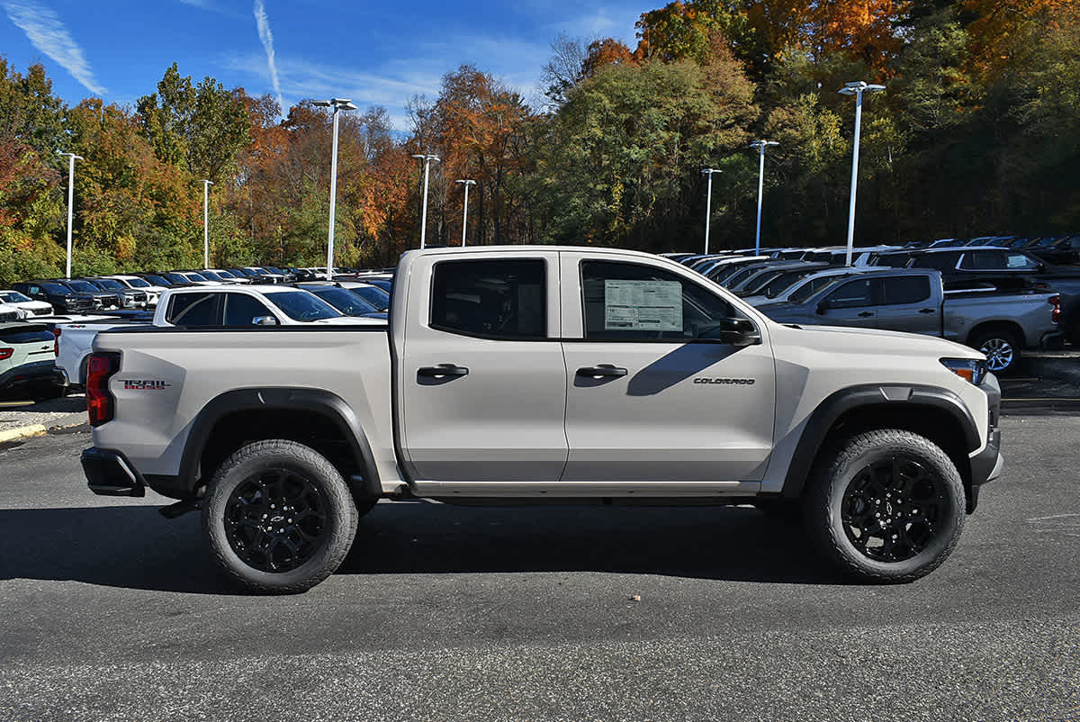 2026 Chevrolet Colorado Trail Boss - Photo 6