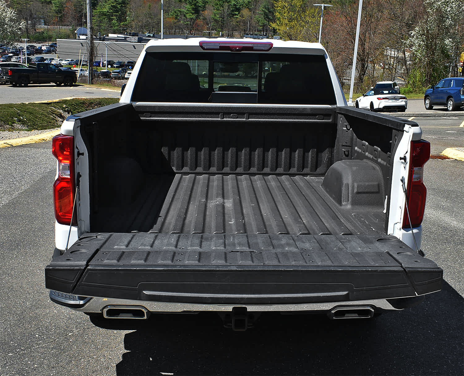 2024 Chevrolet Silverado 1500 LTZ - Photo 9
