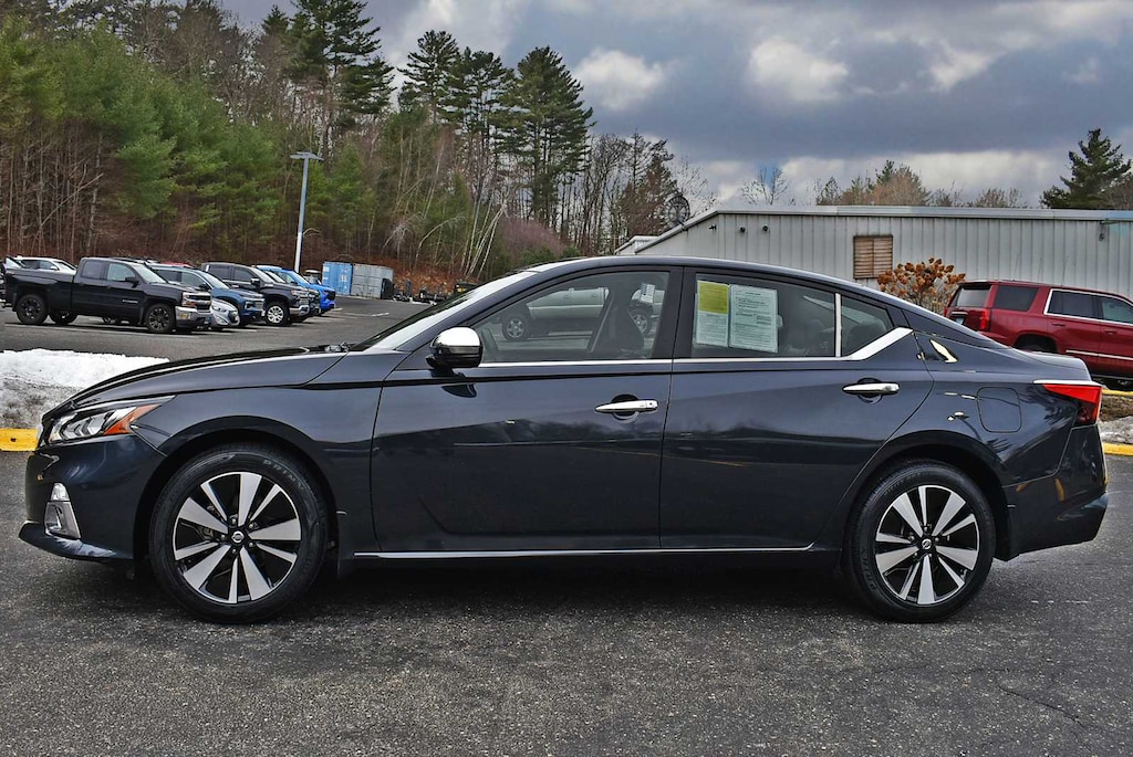 Used 2022 Nissan Altima 2.5 SL