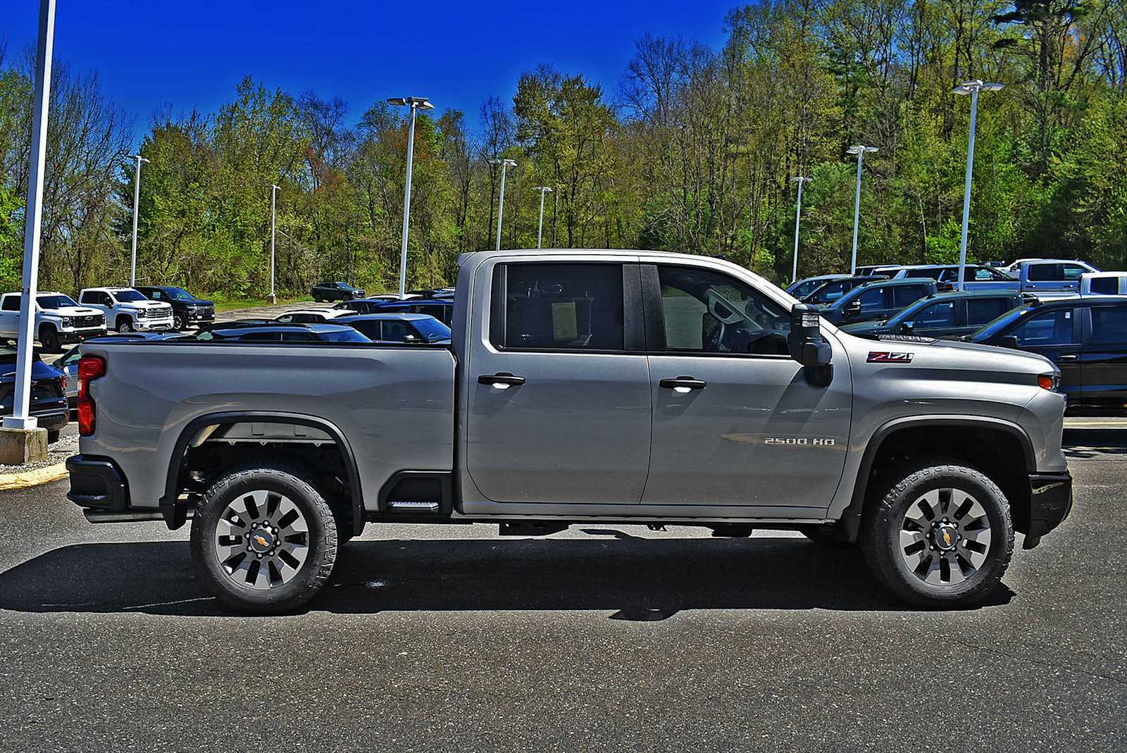 2026 Chevrolet Silverado 2500 HD Custom - Photo 6