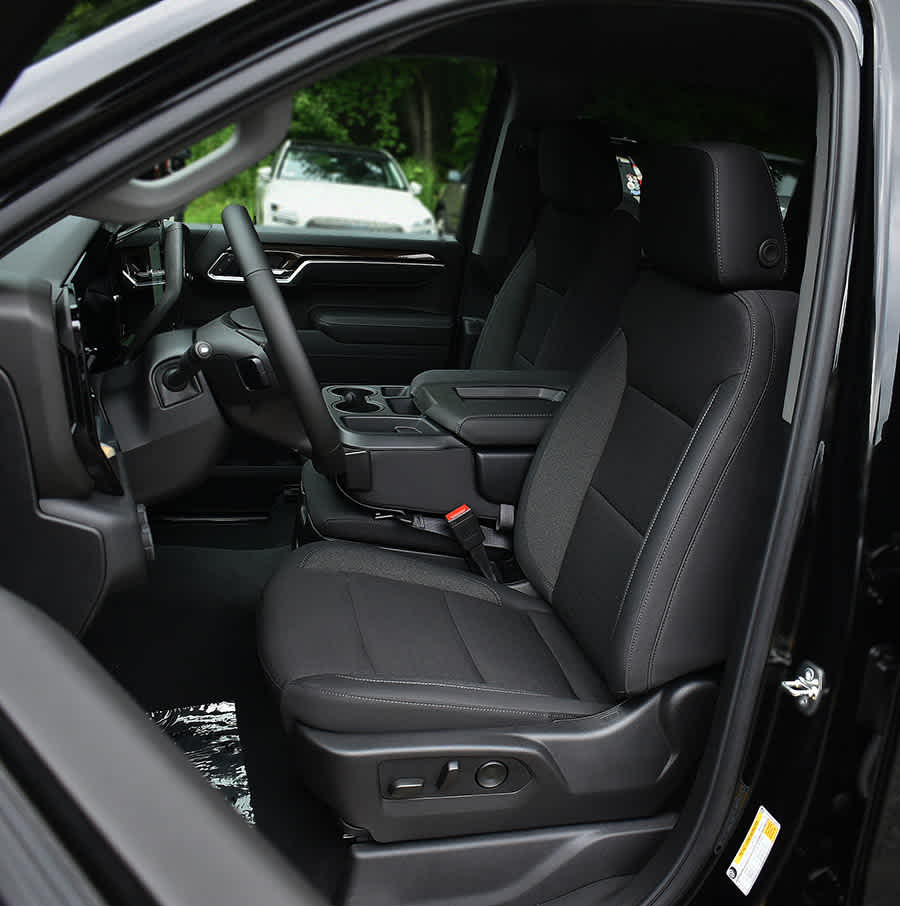 2026 Chevrolet Silverado 1500 LT - Photo 9