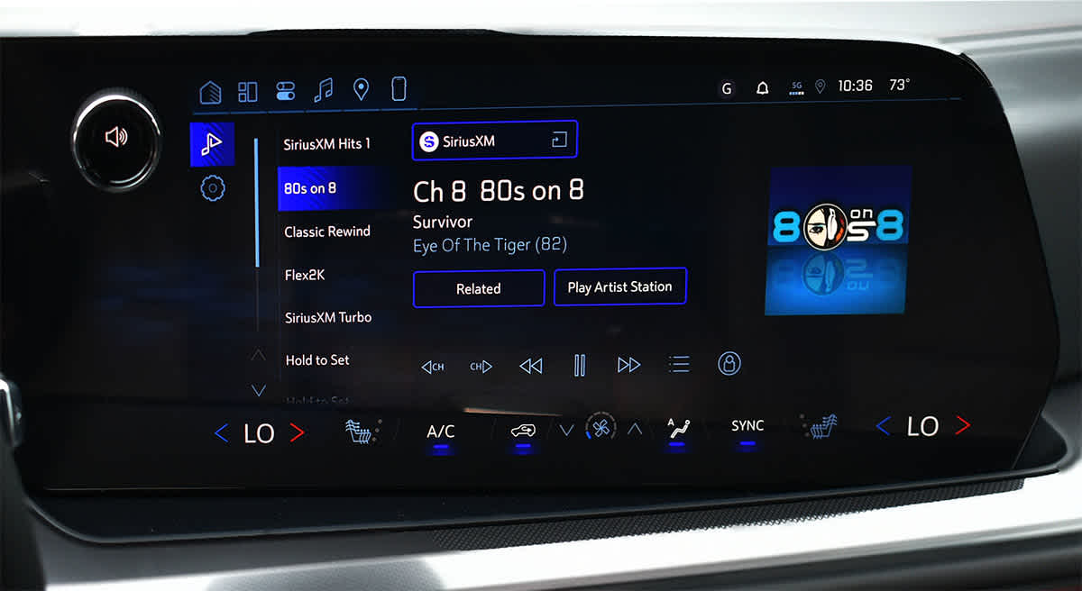 2026 Chevrolet Suburban RST - Photo 18