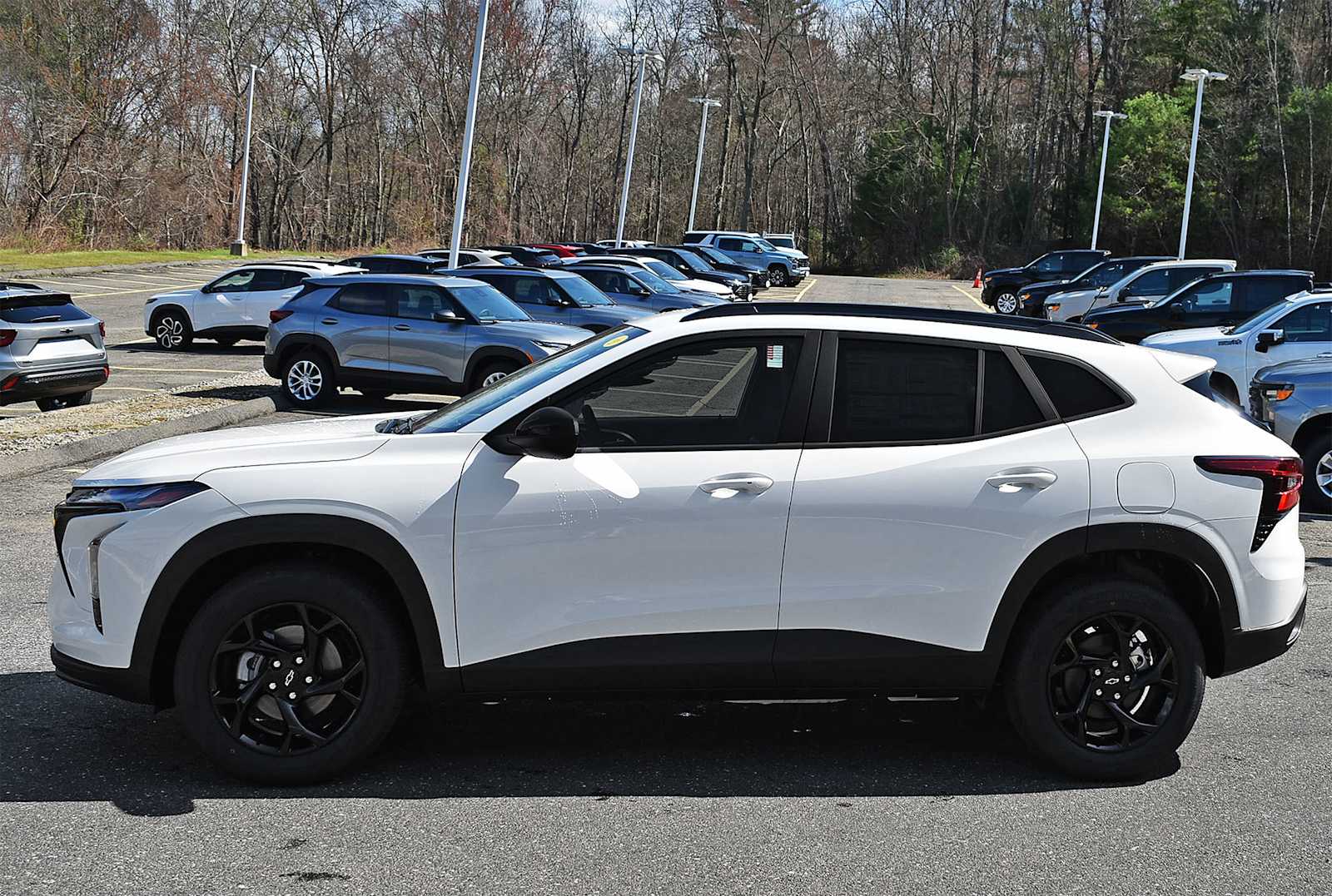 2026 Chevrolet Trax LT - Photo 4