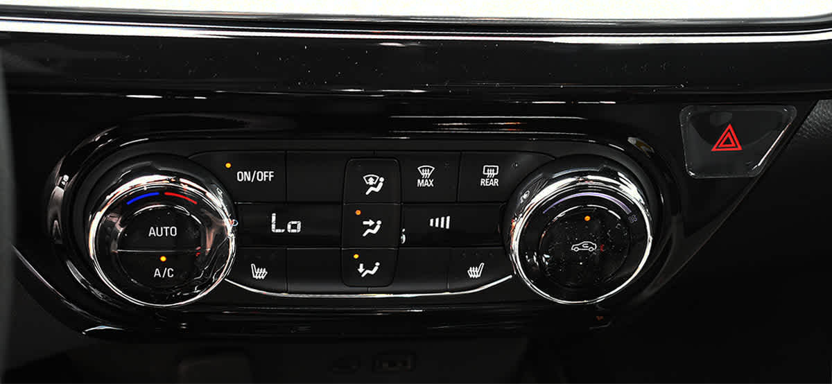 2026 Chevrolet Trax LT - Photo 18