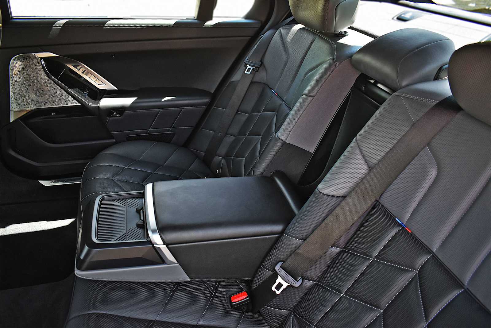2024 BMW 7 Series 760i - Photo 18