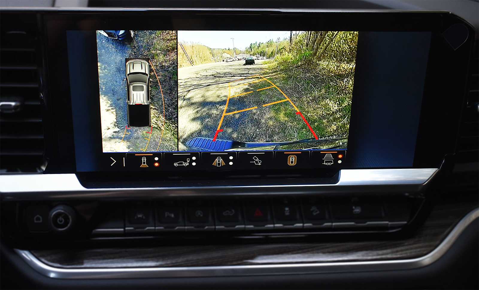 2024 Chevrolet Silverado 1500 LTZ - Photo 19