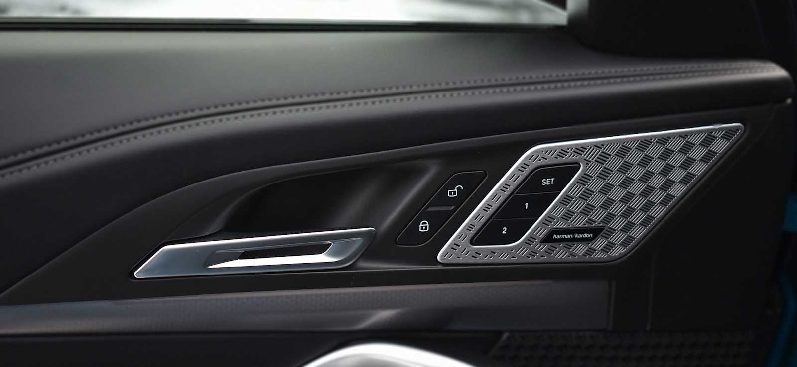 2025 BMW X1 M35i - Photo 32