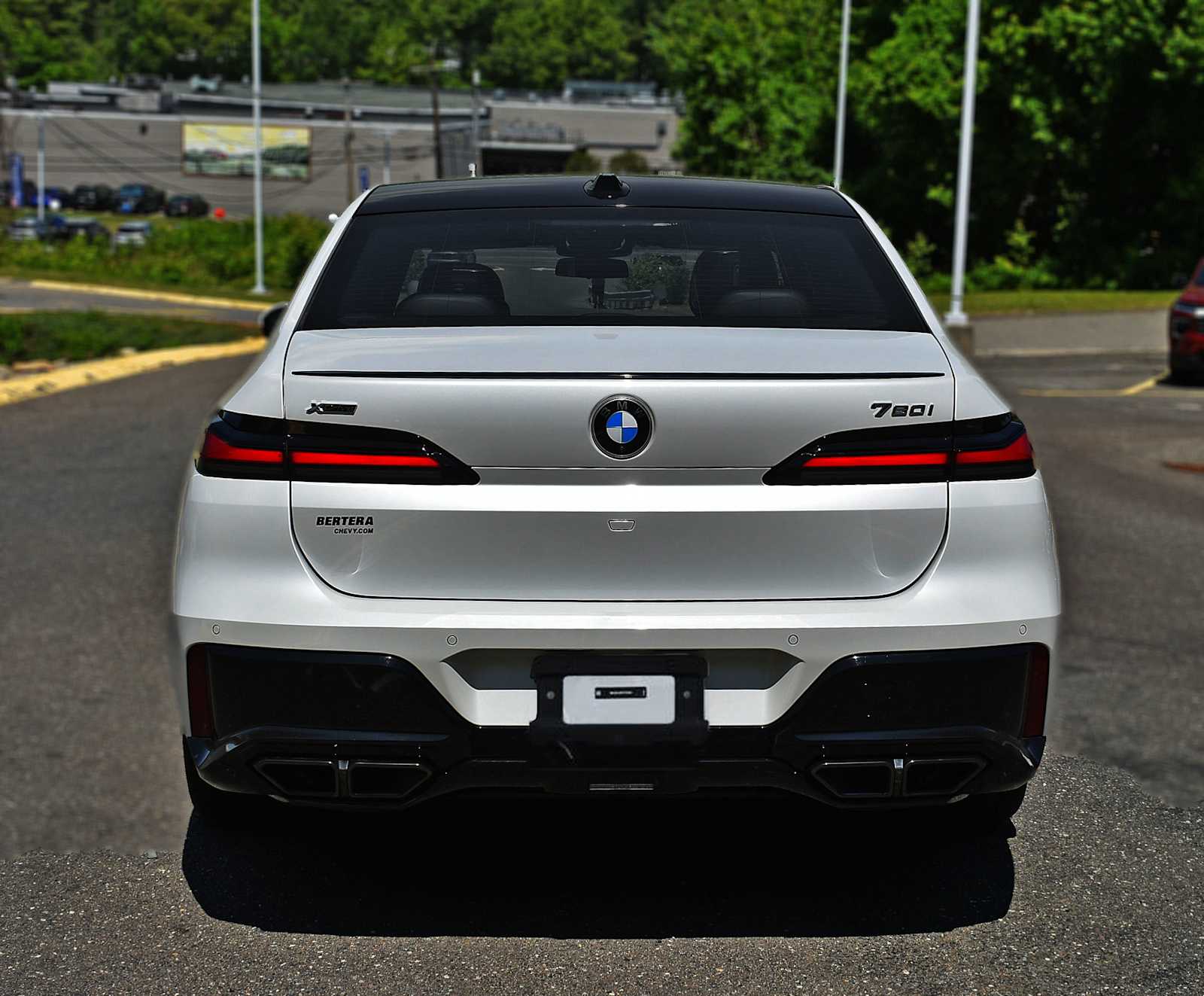 2024 BMW 7 Series 760i - Photo 8