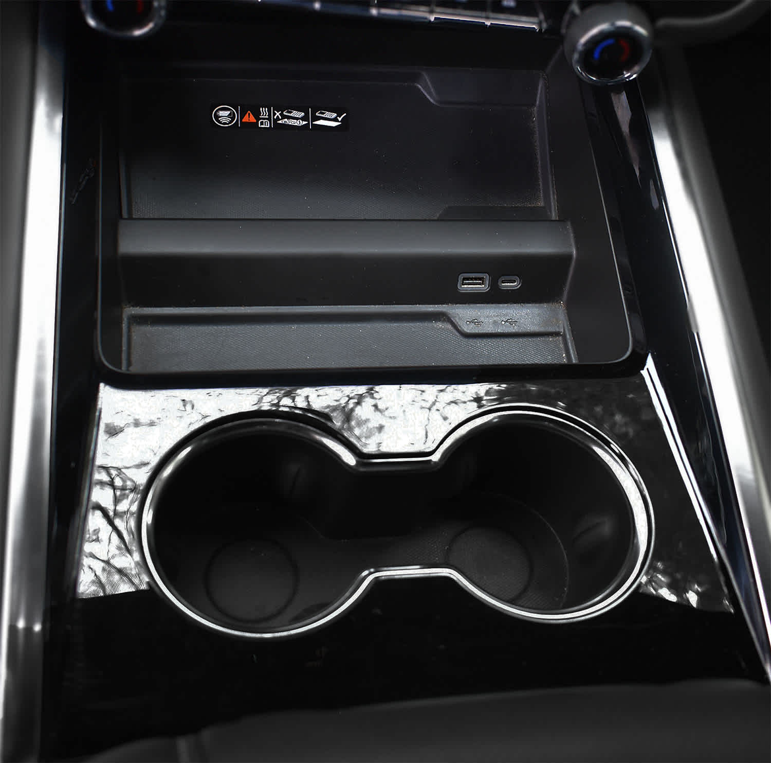 2025 Chevrolet Tahoe Premier - Photo 22