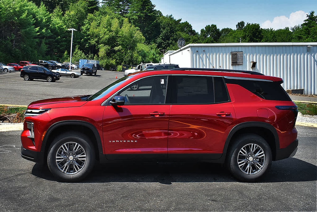 New 2026 Chevrolet Traverse LT SUV