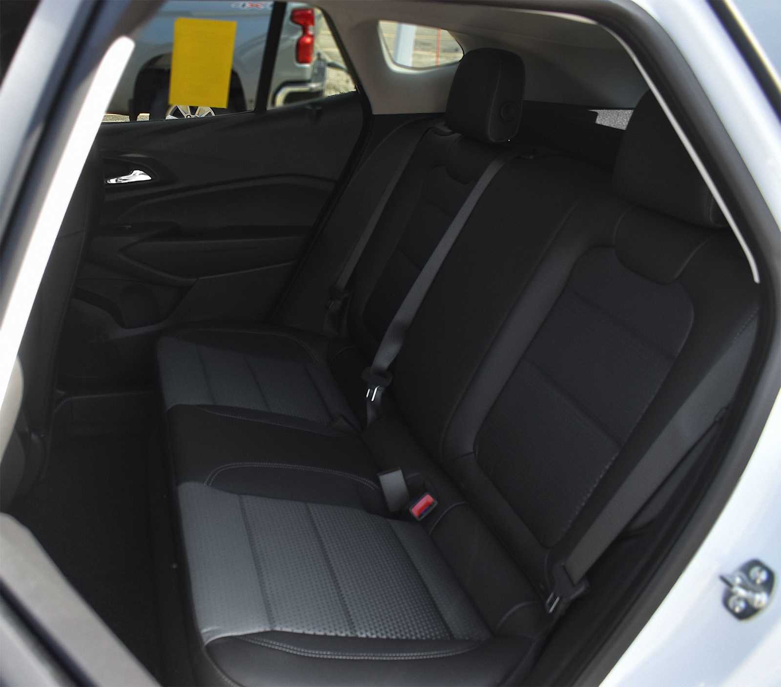 2026 Chevrolet Trax LT - Photo 12