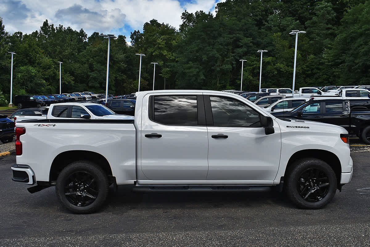 2026 Chevrolet Silverado 1500 Custom - Photo 6
