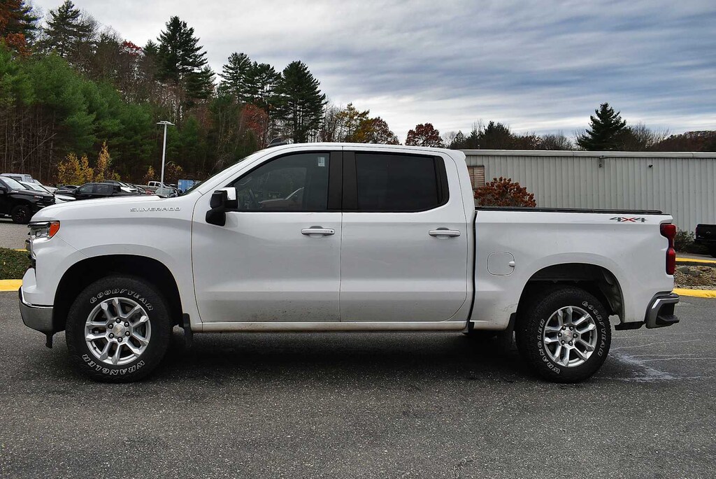 Used 2022 Chevrolet Silverado 1500 LT Truck