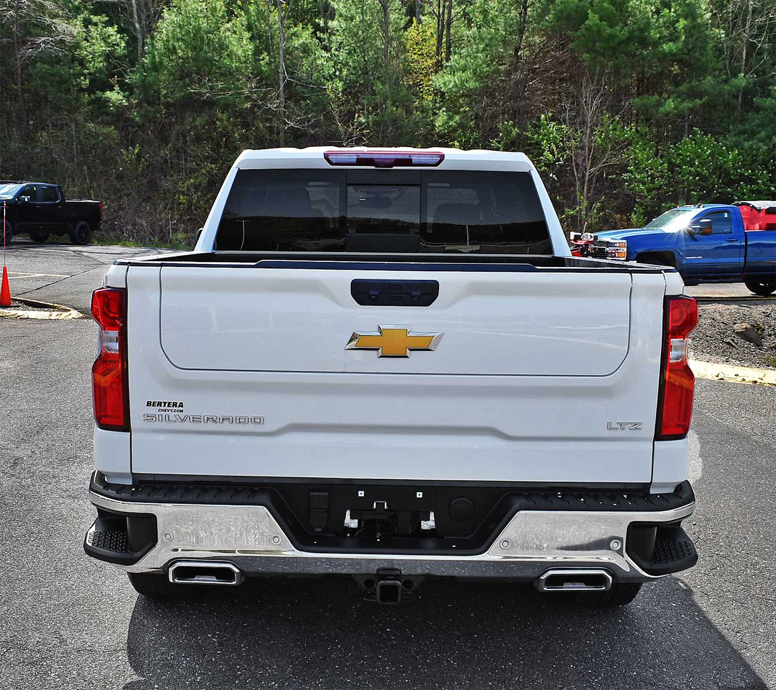 2024 Chevrolet Silverado 1500 LTZ - Photo 7