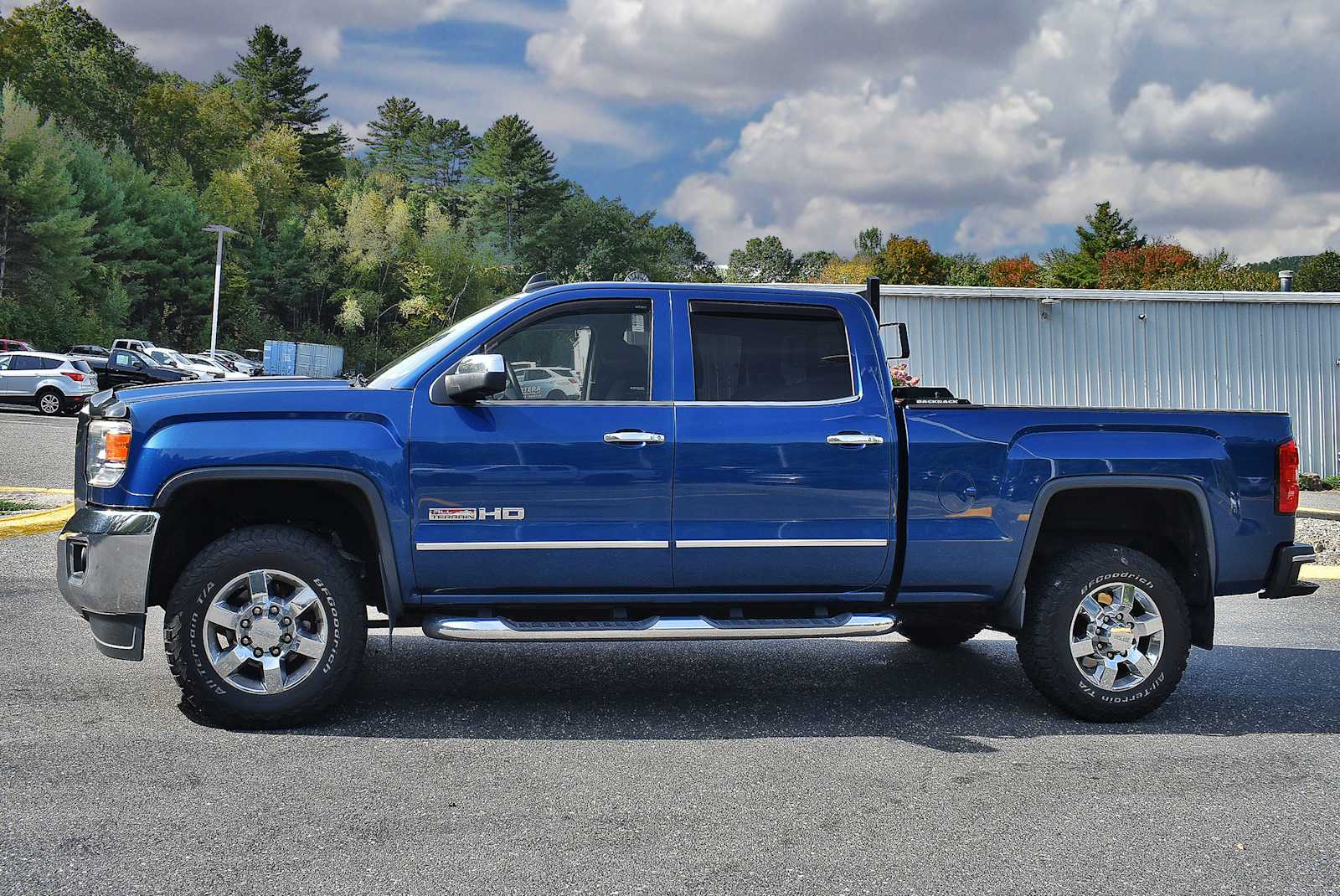 2015 Gmc Sierra 2500 HD SLE photo 2