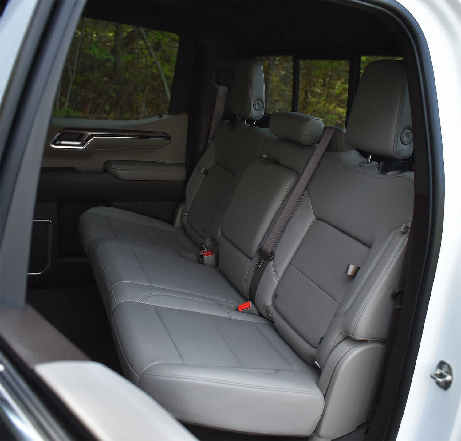 2024 Chevrolet Silverado 1500 LTZ - Photo 12