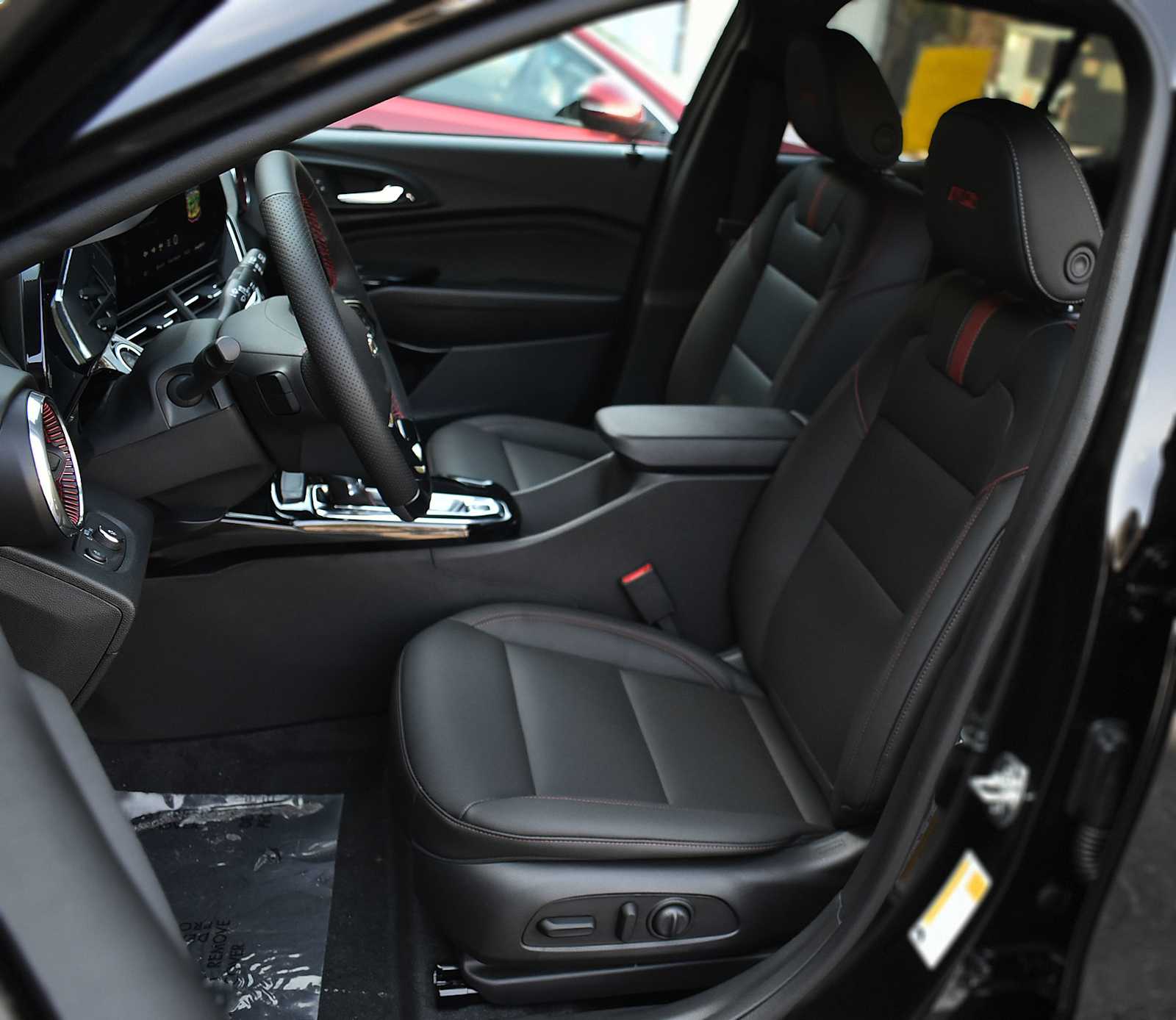 2026 Chevrolet Trax RS - Photo 9