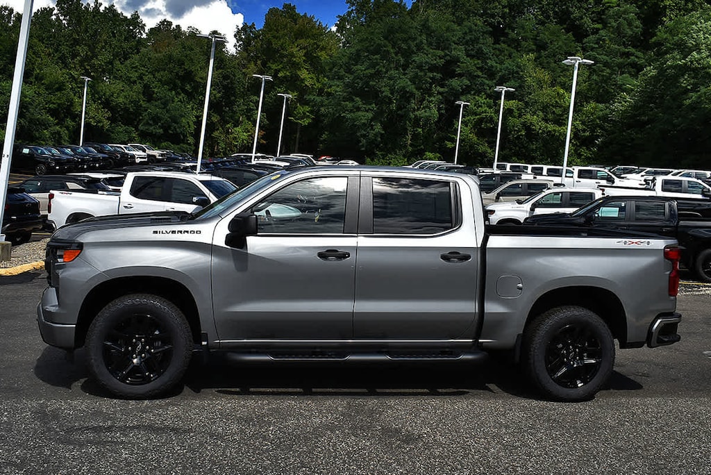 New 2026 Chevrolet Silverado 1500 Custom Truck