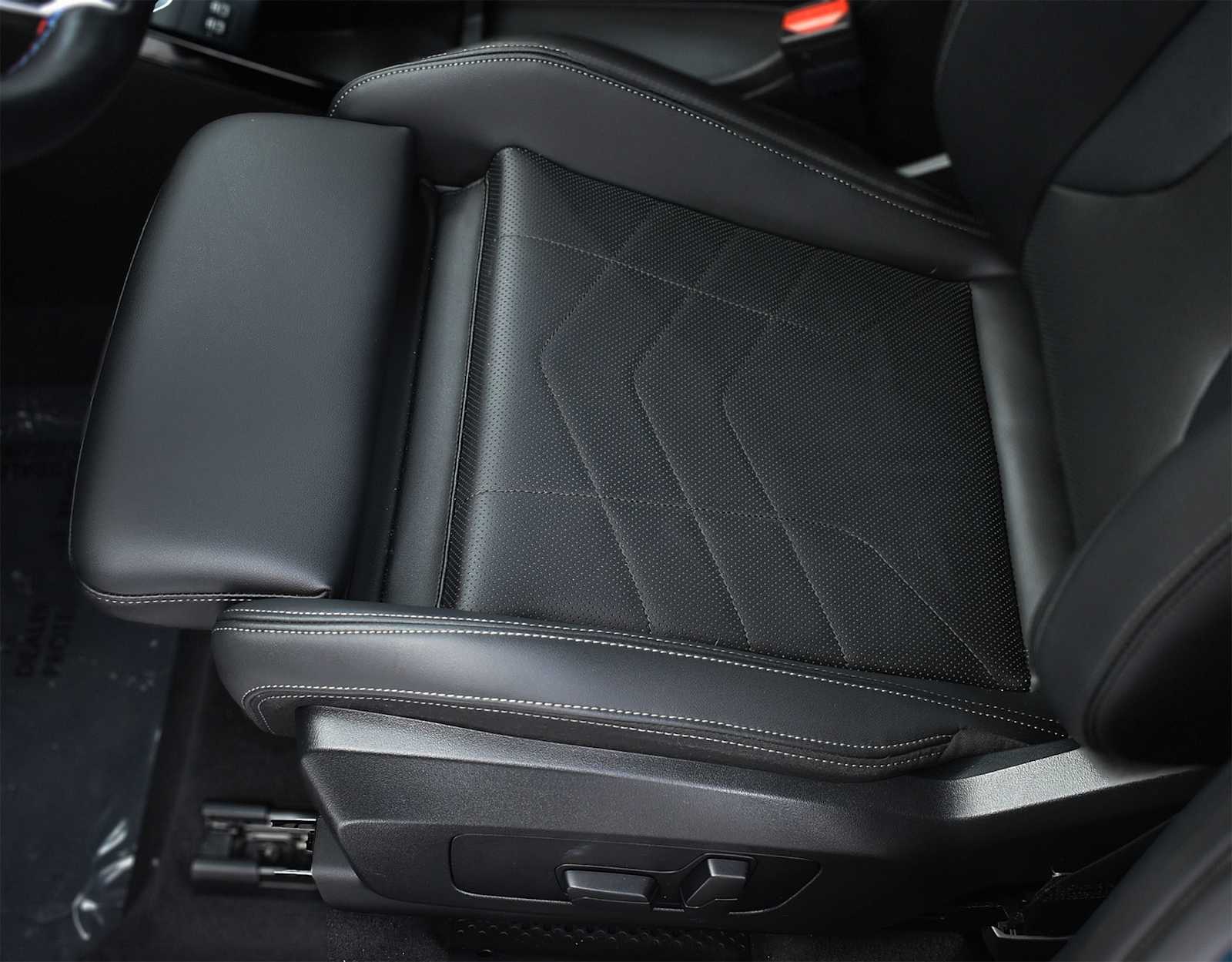 2025 BMW X1 M35i - Photo 13