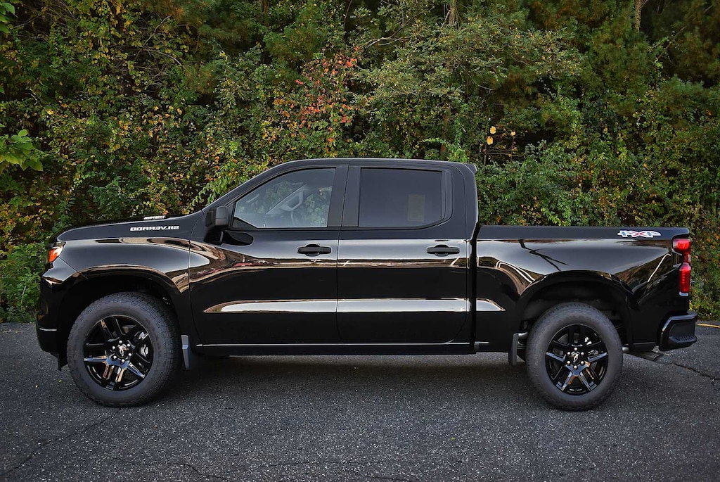 New 2026 Chevrolet Silverado 1500 Custom Truck