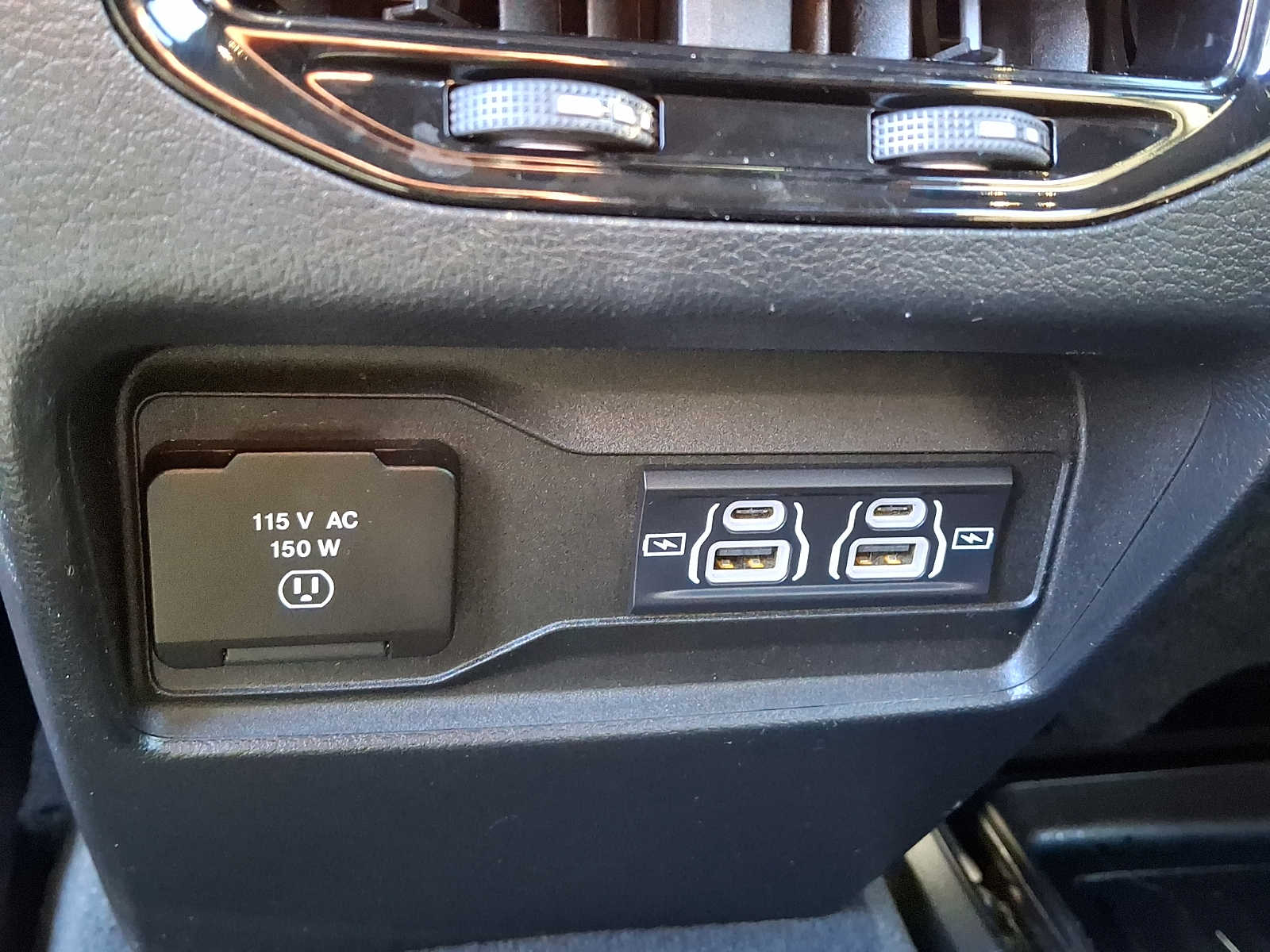 2023 Jeep Grand Cherokee Altitude - Photo 11
