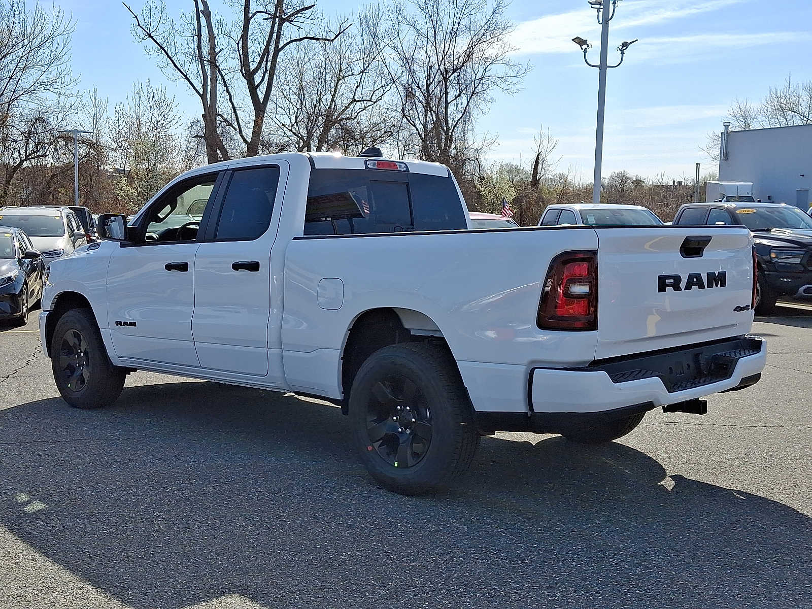 2025 Ram 1500 Tradesman photo 4