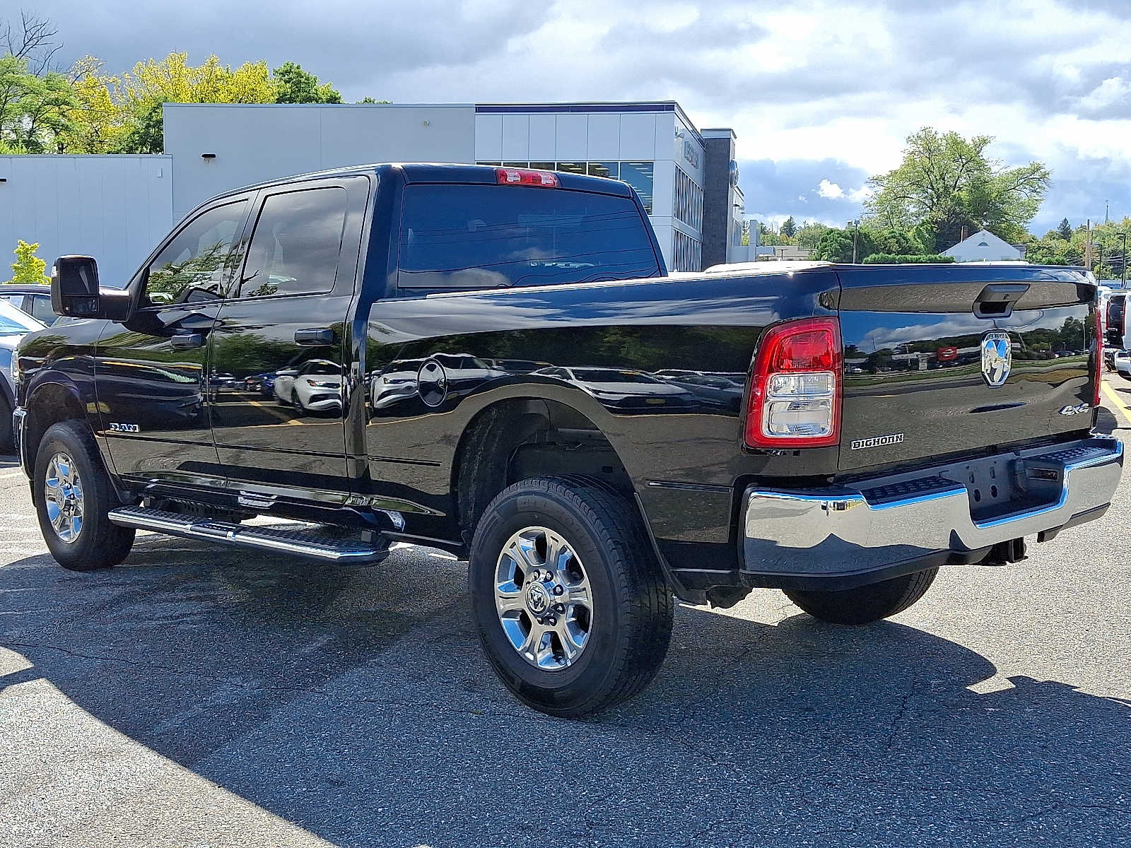 2024 Ram 2500 Big Horn photo 3