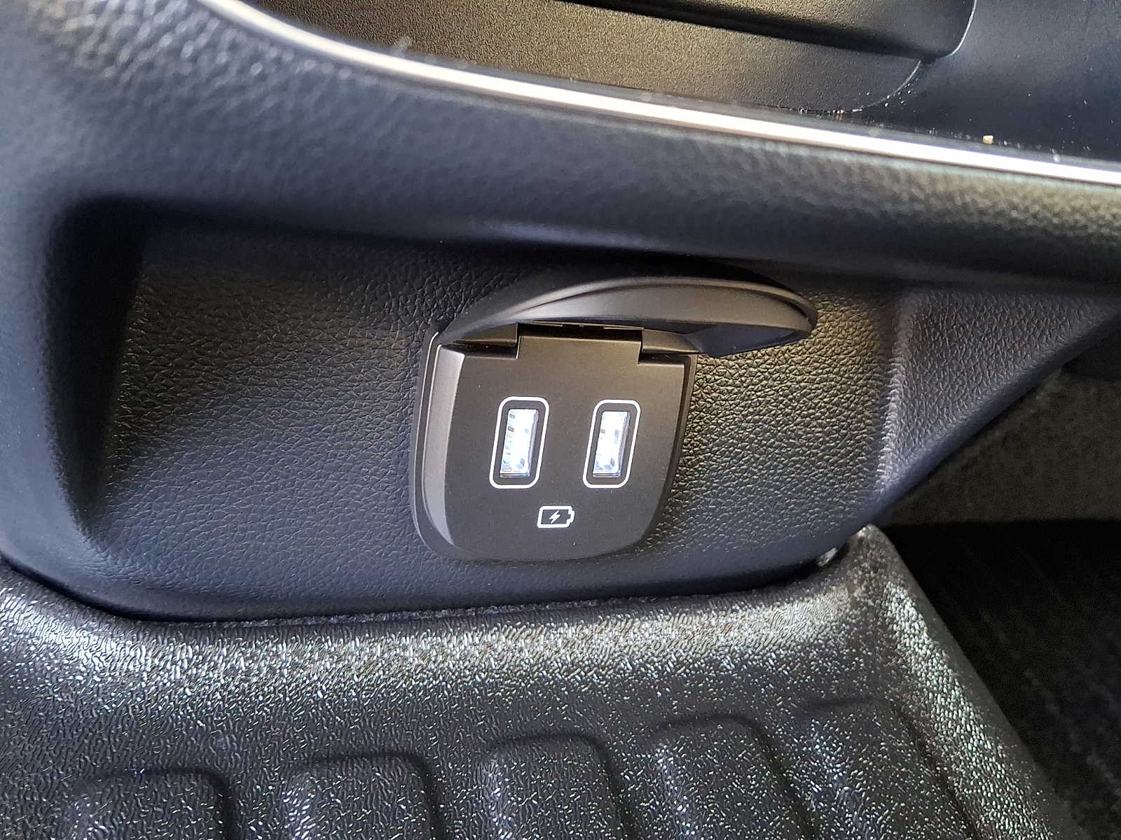 2024 GENESIS GV70 Standard - Photo 11