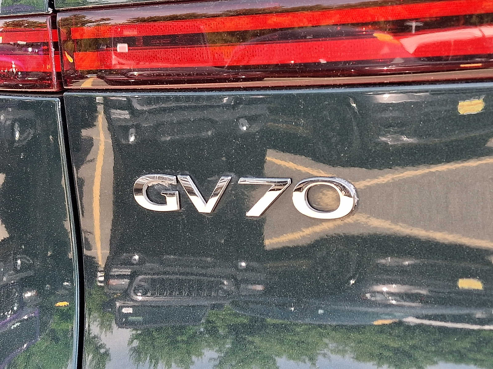 2024 GENESIS GV70 Standard - Photo 34