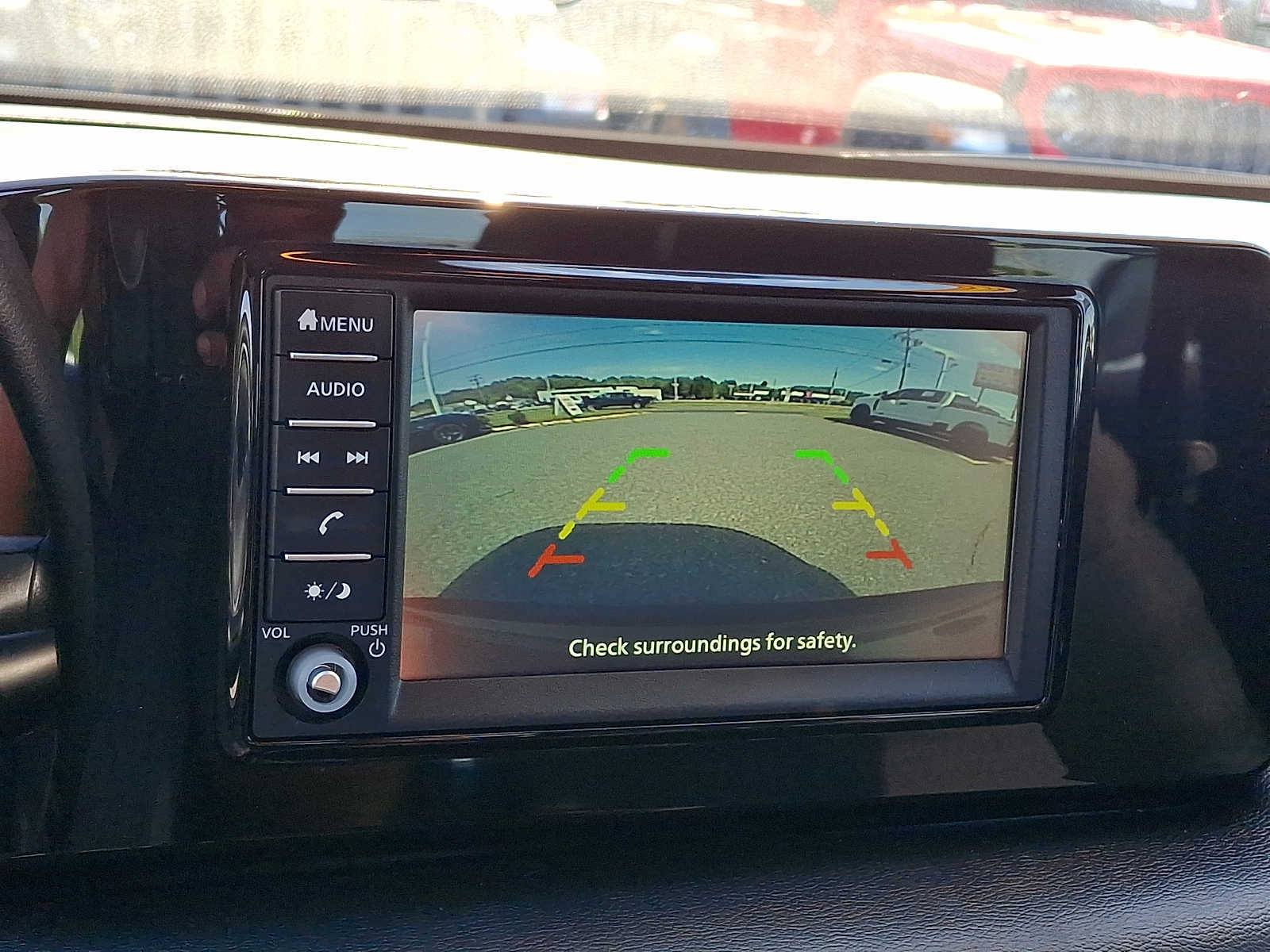 2025 Nissan Kicks S AWD - Photo 17