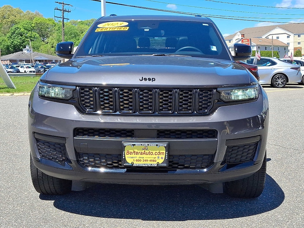 Used 2023 Jeep Grand Cherokee L Altitude SUV