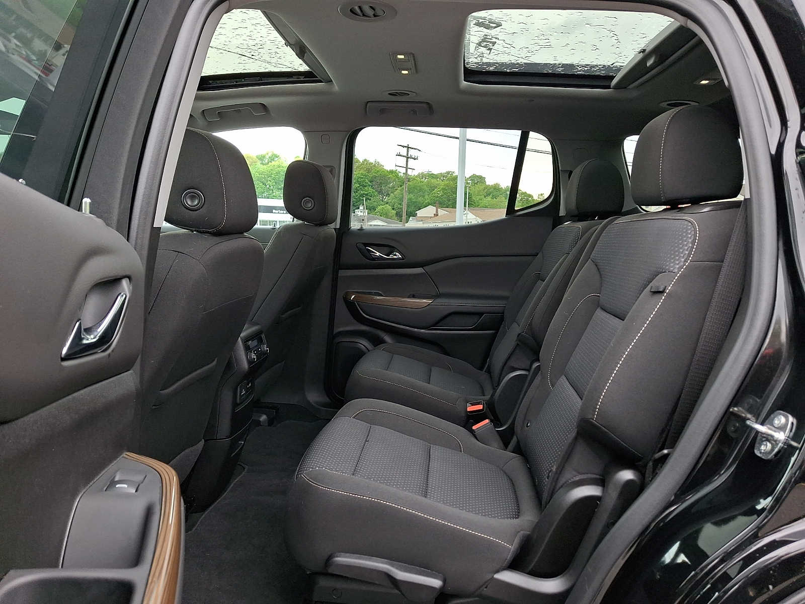 2023 GMC Acadia SLE - Photo 12