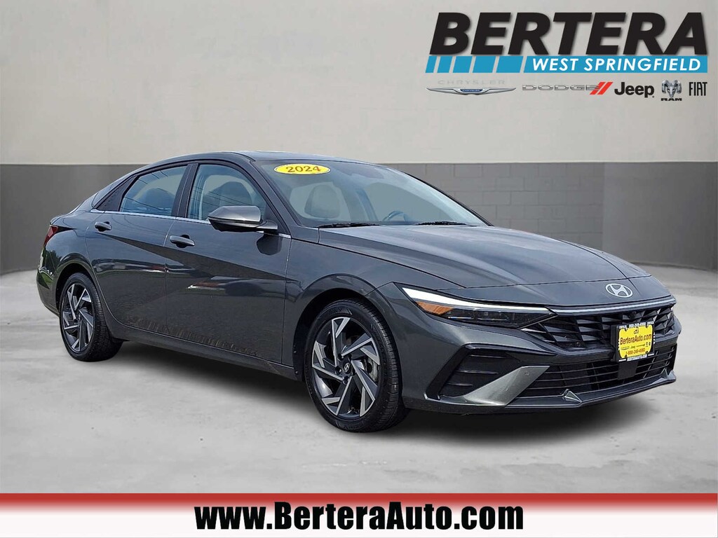 Used 2024 Hyundai Elantra Limited Sedan
