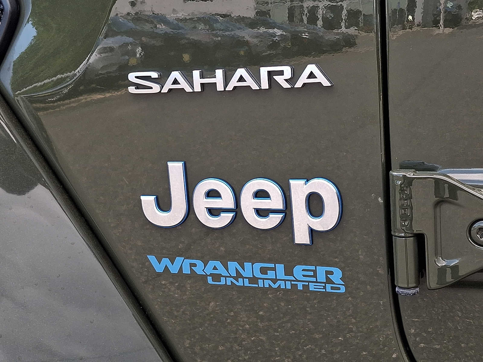 2022 Jeep Wrangler Unlimited Sahara 4XE - Photo 35