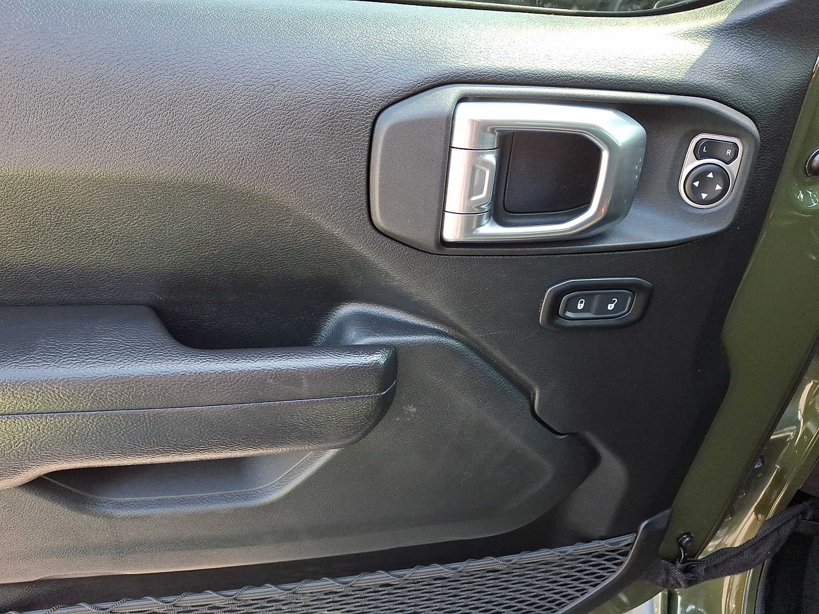 2023 Jeep Wrangler 4xe Willys 4XE - Photo 12