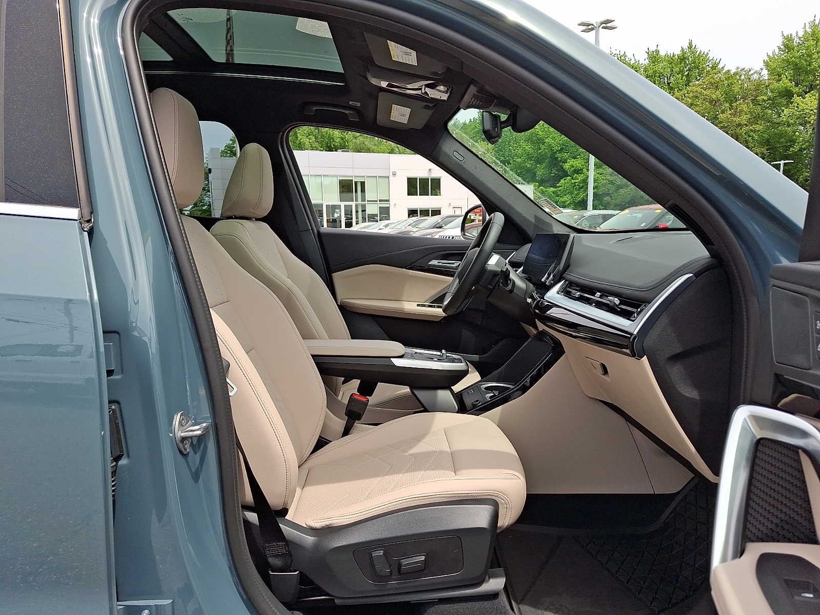 2024 BMW X1 28i - Photo 15