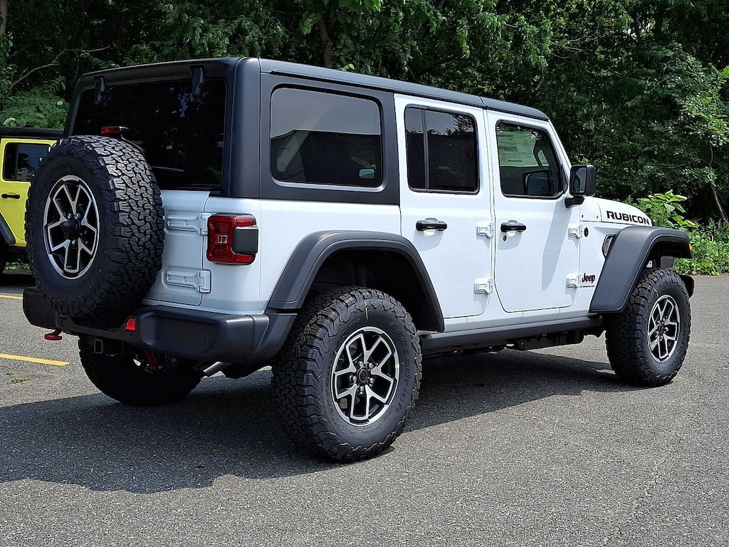 New 2026 Jeep Wrangler 4-DOOR RUBICON Sport Utility