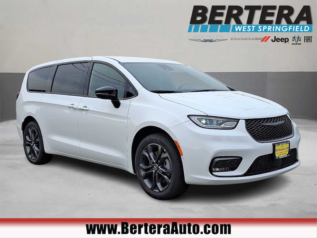 New 2026 Chrysler Pacifica SELECT AWD Passenger Van