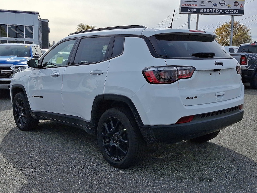 New 2026 Jeep Compass LATITUDE ALTITUDE 4X4 Sport Utility