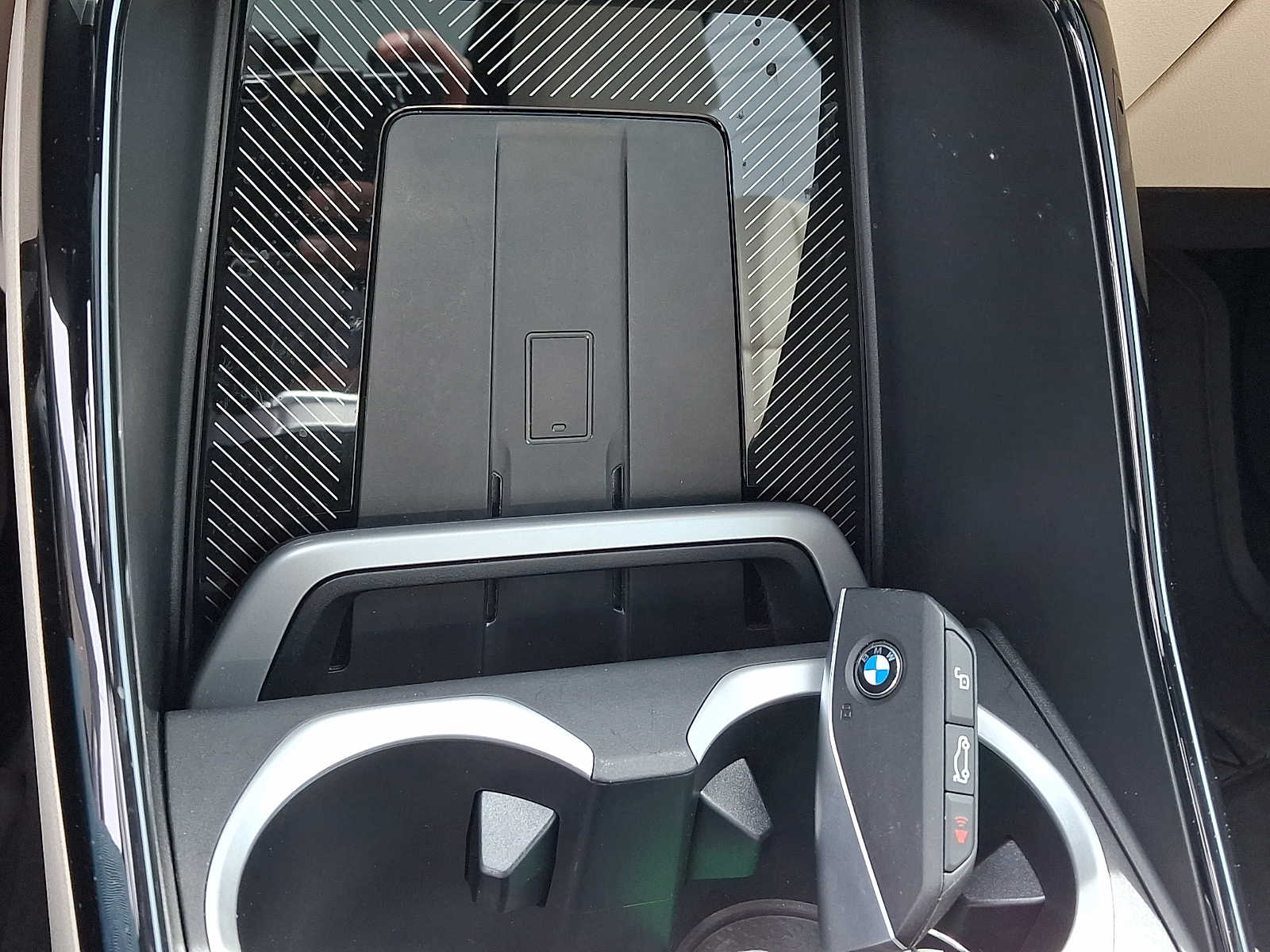 2024 BMW X1 28i - Photo 26